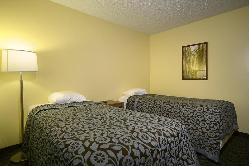 Days Inn By Wyndham Carbondale Ruang foto